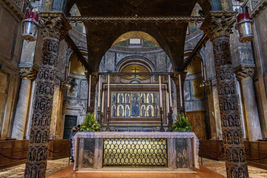 Italia - Venecia 031 - basílica de San Marcos.jpg